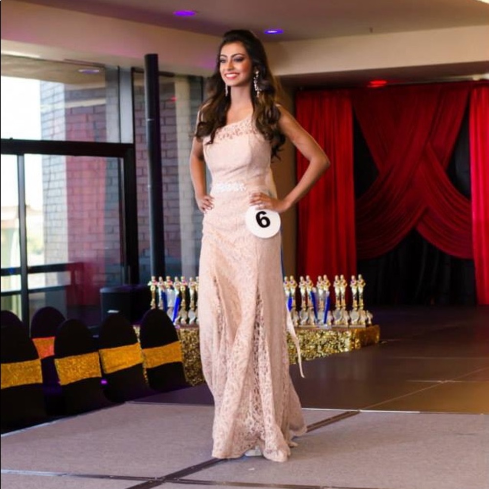 Pink lace pageant/prom dress